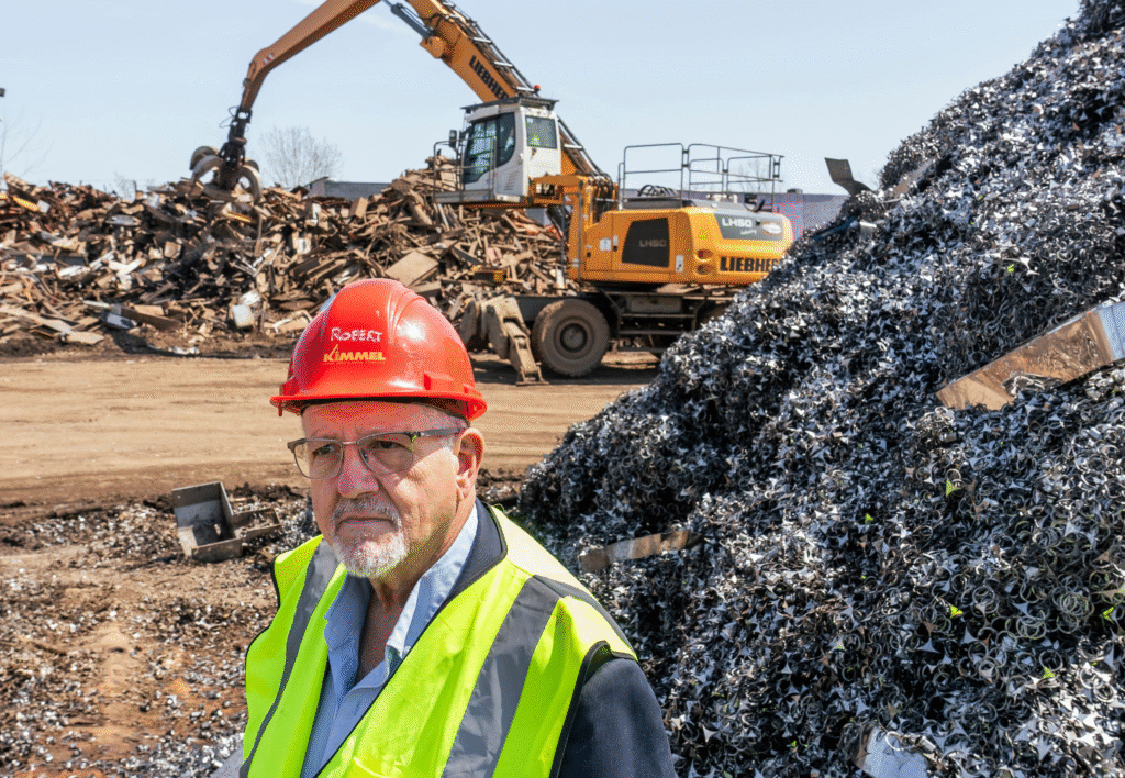 83231427007-41725-dfp-tompor-scr